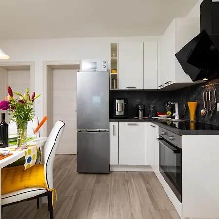 Gracia By El-pi Tours Apartmán *
