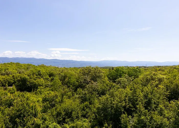 Gracia By El-pi Tours